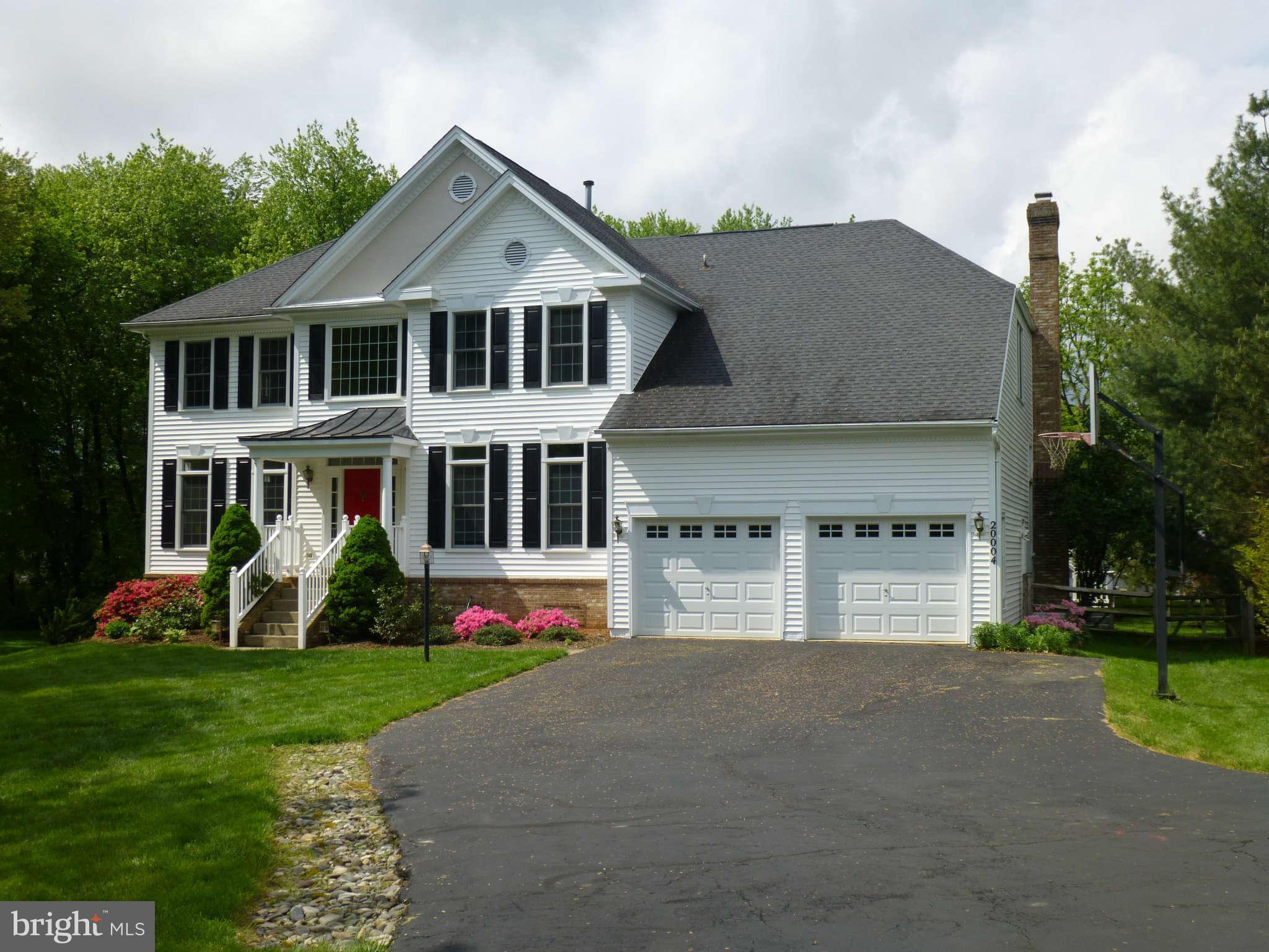 20004 Hickman Way Poolesville, MD 20837 - Photo 1 of 30 Exterior (Front)