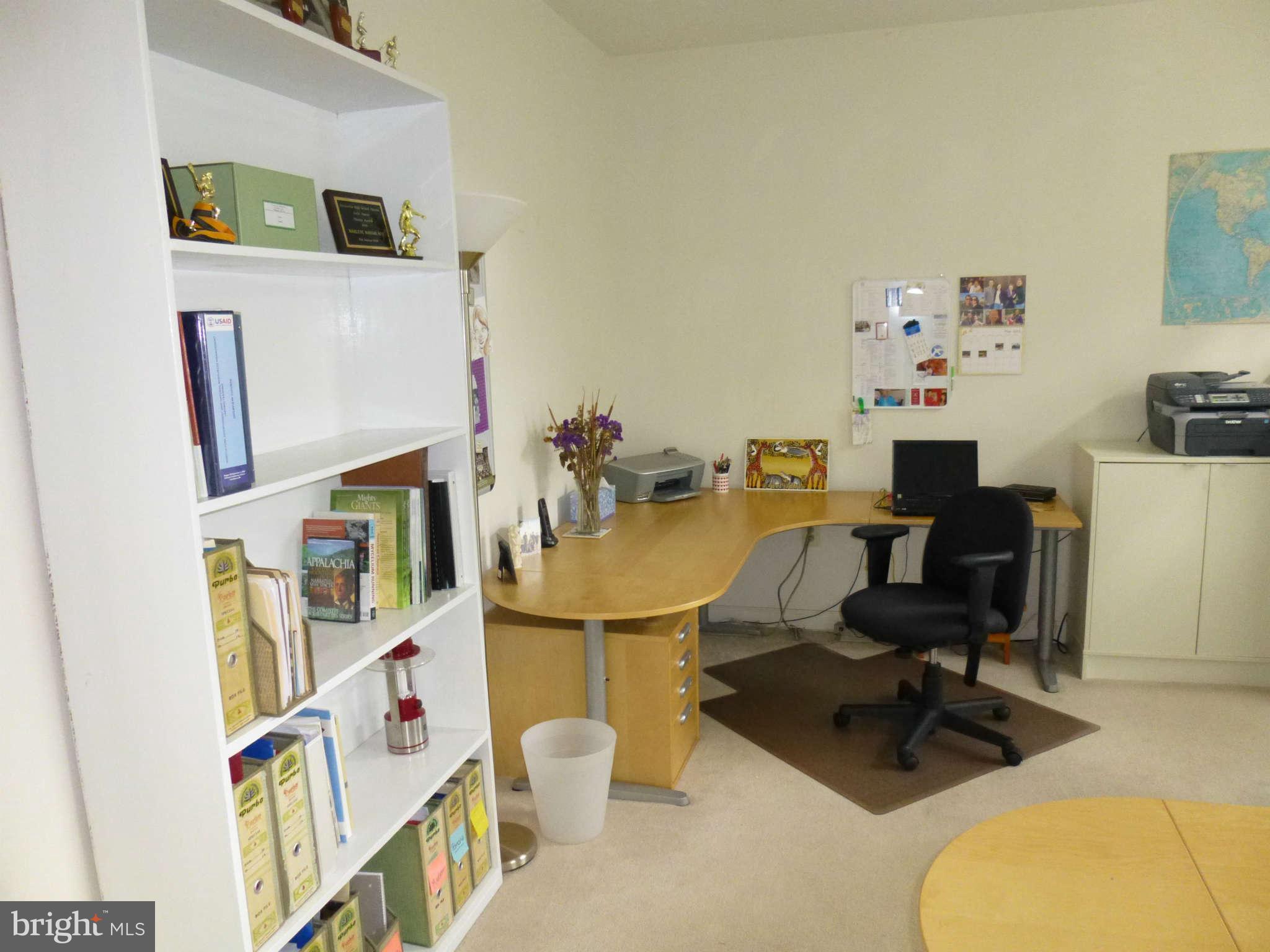 20004 Hickman Way Poolesville, MD 20837 - Photo 15 of 30 Interior (General)