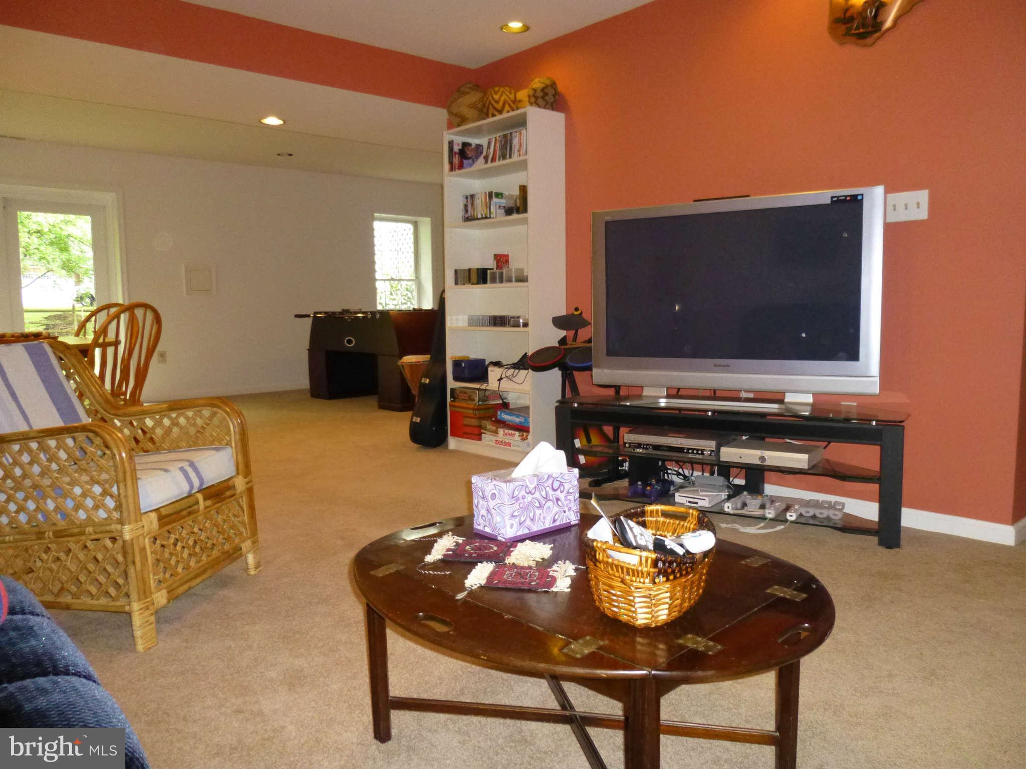 20004 Hickman Way Poolesville, MD 20837 - Photo 22 of 30 Basement