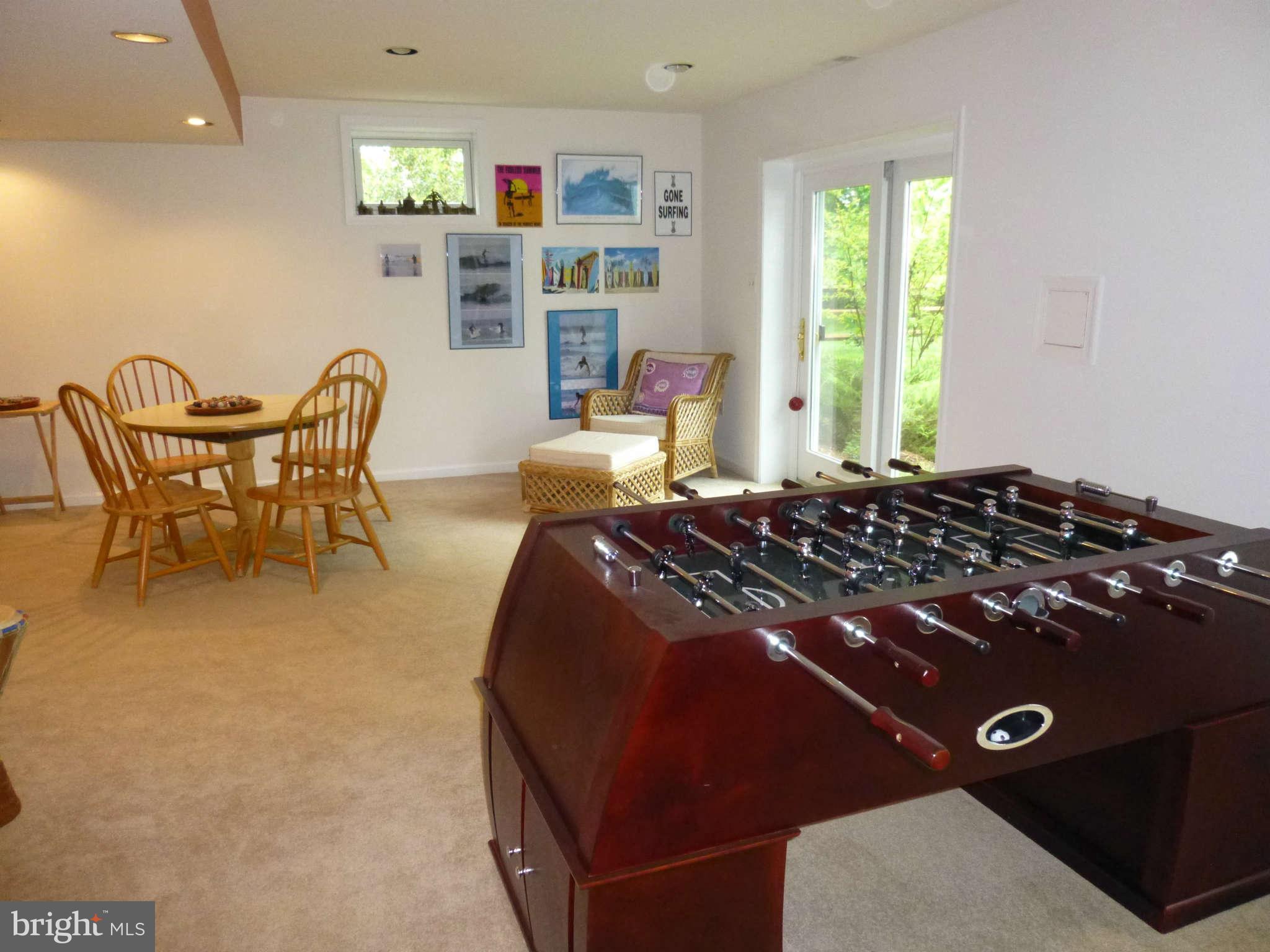 20004 Hickman Way Poolesville, MD 20837 - Photo 24 of 30 Basement
