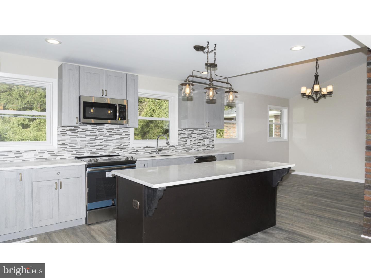 3770 Haupts Bridge Road Riegelsville, PA 18077 - Photo 4 of 25