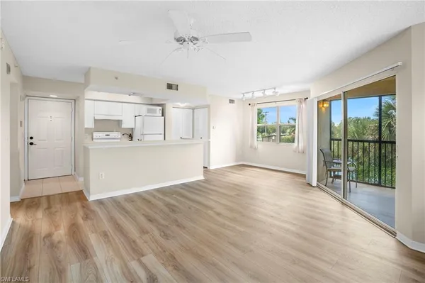 $194,995 | 8851 Colonnades Court West, Unit 128, Bonita Springs, FL 34135