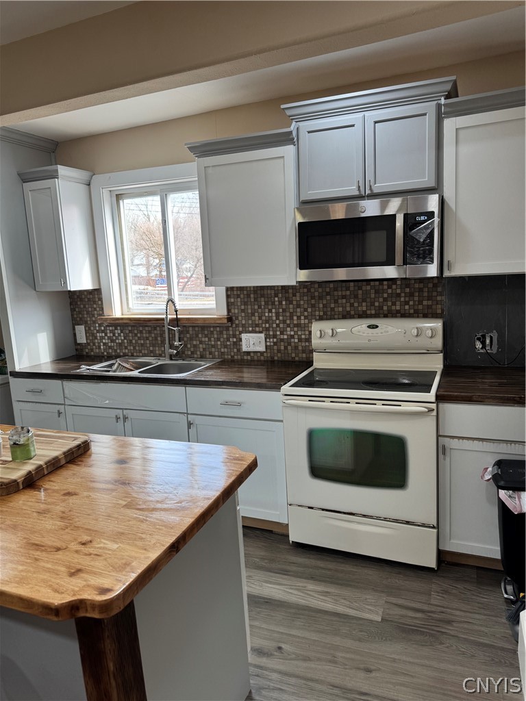 9626 Main Street Remsen, NY 13438 - Photo 3 of 26 1 floor kitchen