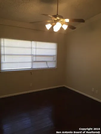 $1,000 | 7923 Donore Place, Unit 16, San Antonio, TX 78229