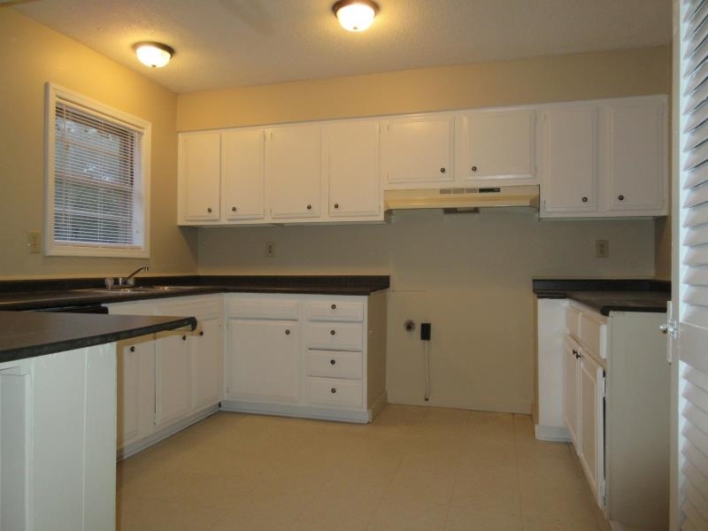 4195 Windermere Road Memphis, TN 38128 - Photo 3 of 8 Gallery Image 3