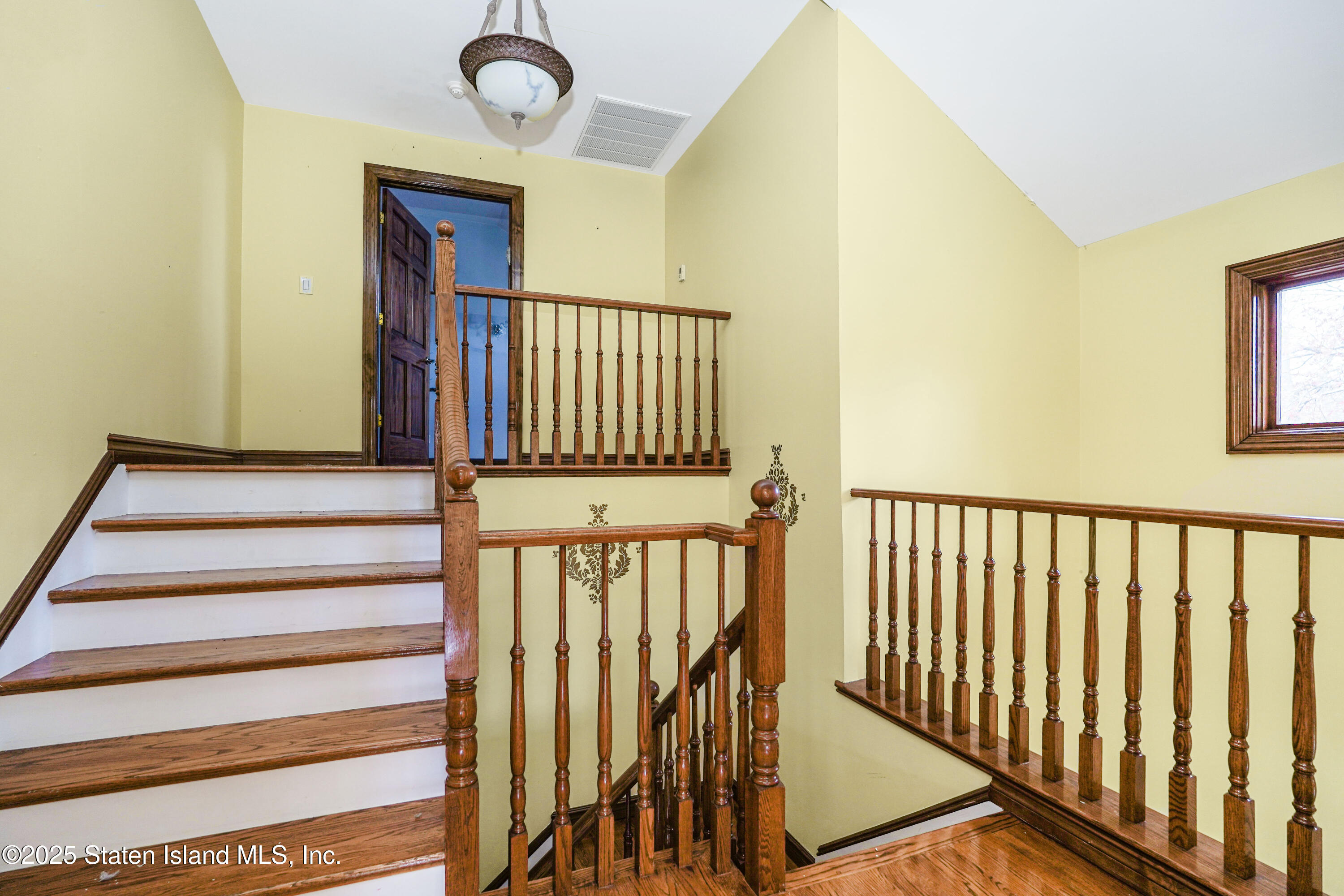 172 Coventry Road Staten Island, NY 10304 - Photo 23 of 37 Photo Nov 13 2025, 3 34 46 PM