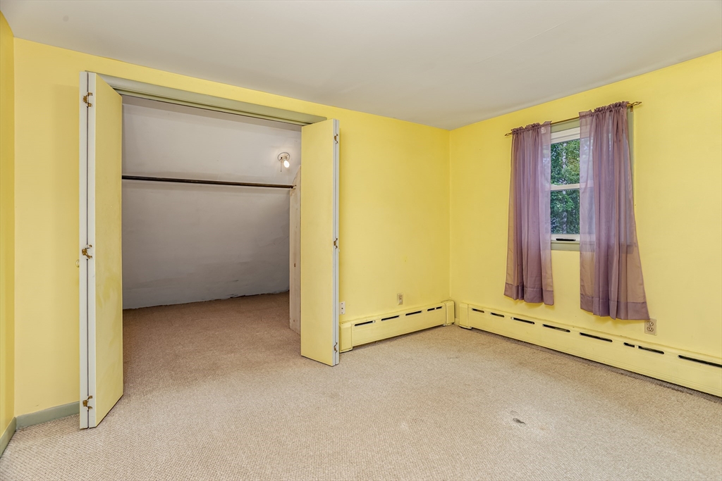 372 Franklin Road Fitchburg, MA 01420 - Photo 18 of 41