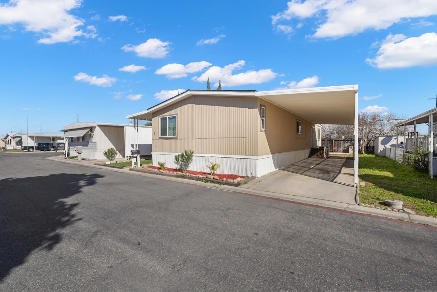 4837 Faith Home Road, Unit 3 Ceres, CA 95307 - Photo 3 of 38