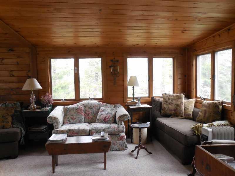 19 Silver Ridge Road Bangor, ME 04401 - Photo 13 of 25 Sunroom.