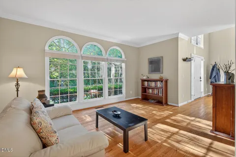 $689,000 | 115 Lonebrook Drive, Chapel Hill, NC 27516