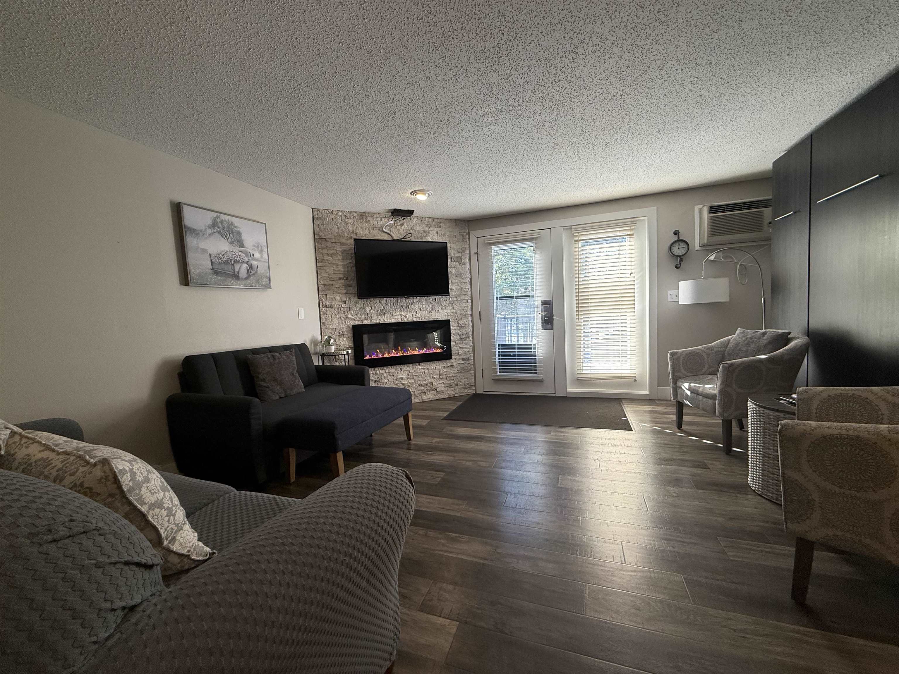 1093 Canyon Road, Unit 406 Wisconsin Dells, WI 53965 - Photo 11 of 39