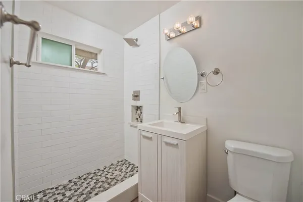 $3,950 | 7429 Kentland Avenue, West Hills, CA 91307