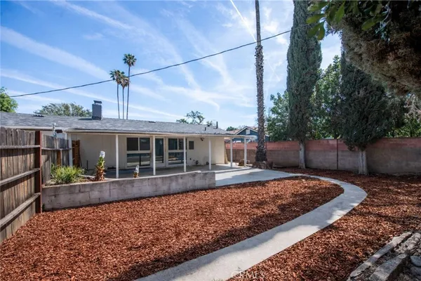 $3,950 | 7429 Kentland Avenue, West Hills, CA 91307