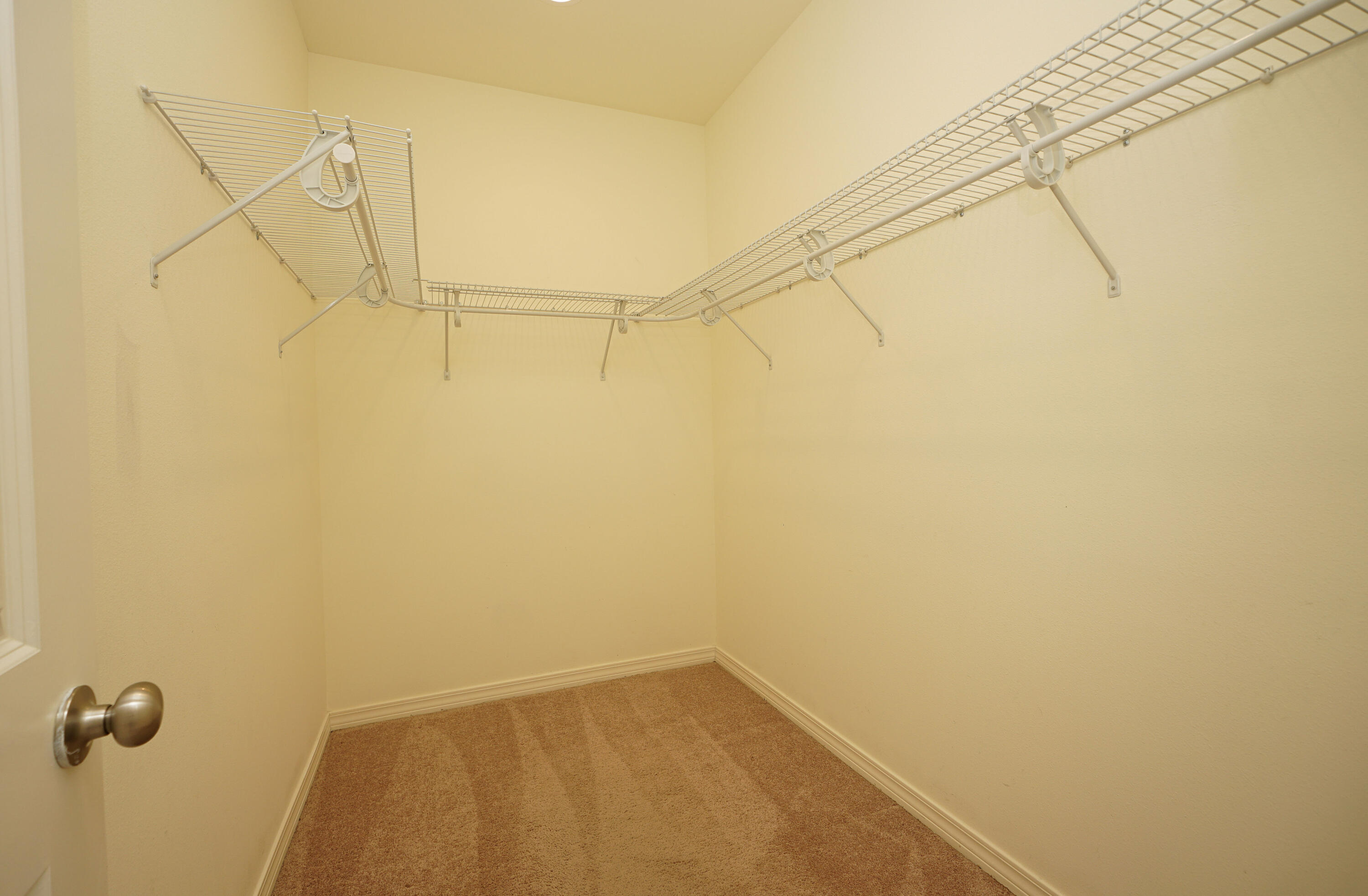 1305 Finck Road Niceville, FL 32578 - Photo 16 of 28 a view of a room