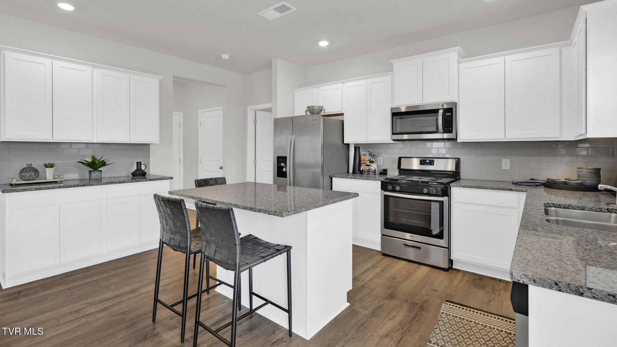 559 Fieldcrest Road Blountville, TN 37617 - Photo 16 of 46 18-web-or-mls-_DSC4856