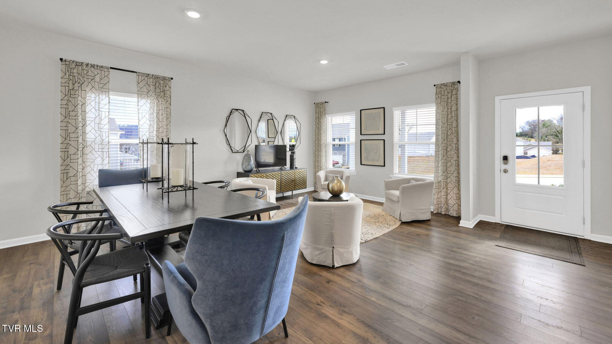 559 Fieldcrest Road Blountville, TN 37617 - Photo 6 of 46 7-web-or-mls-_DSC4829