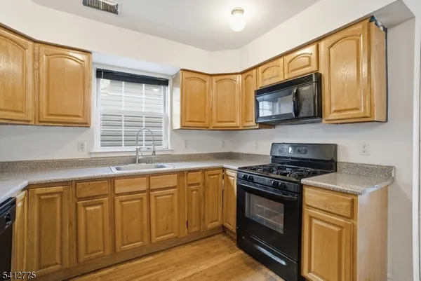 $799,001 | 452 Broadway, Elizabeth Port, NJ 07206