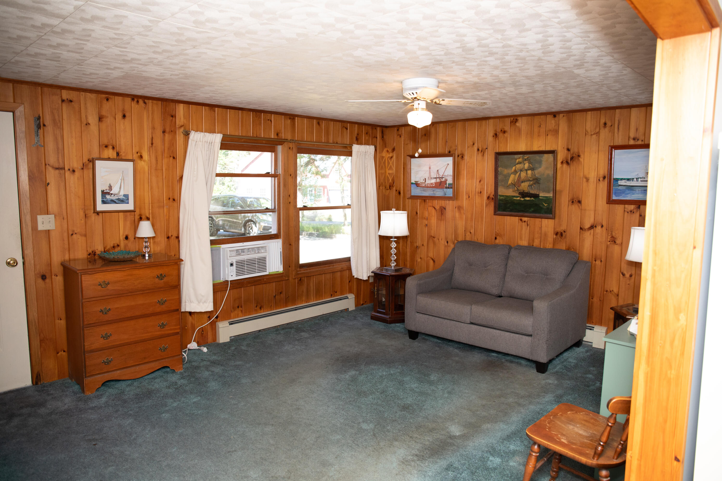 23 Nichols Road East Boothbay, ME 04544 - Photo 18 of 30 Living room