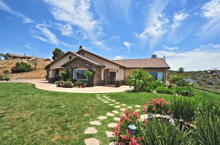 24935 Sunshine Valley Road Ramona, CA 92065 - Photo 1 of 22 Gallery Image 1