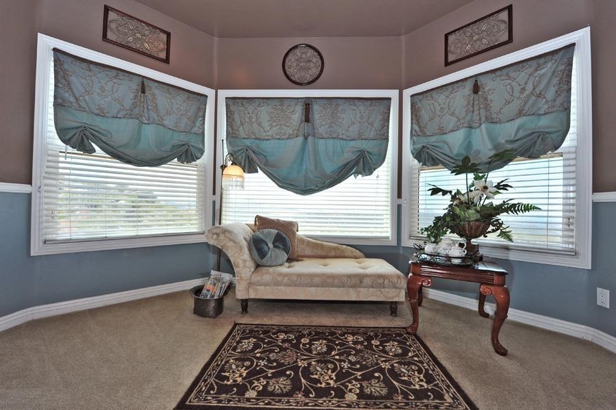 24935 Sunshine Valley Road Ramona, CA 92065 - Photo 12 of 22 Gallery Image 12