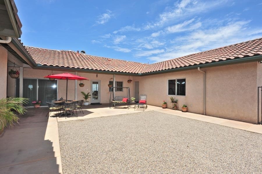 24935 Sunshine Valley Road Ramona, CA 92065 - Photo 4 of 22 Gallery Image 4