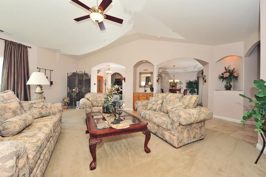 24935 Sunshine Valley Road Ramona, CA 92065 - Photo 8 of 22 Gallery Image 8