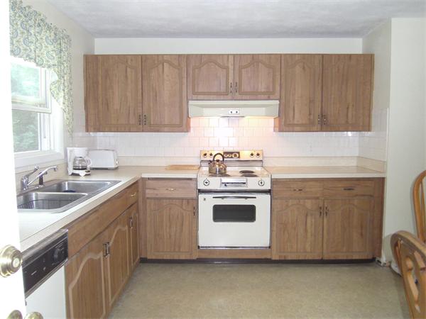 4 Clinton Road Peabody, MA 01960 - Photo 3 of 11 Gallery Image 3