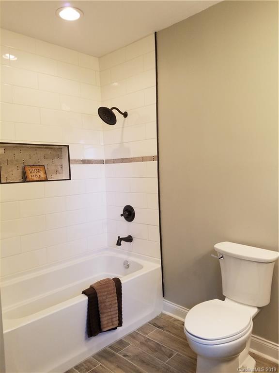 298 Wiggins Road Mooresville, NC 28115 - Photo 12 of 31 Gallery Image 12