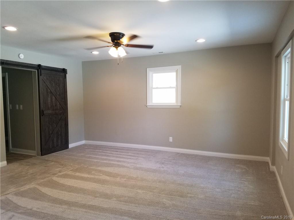 298 Wiggins Road Mooresville, NC 28115 - Photo 9 of 31 Gallery Image 9