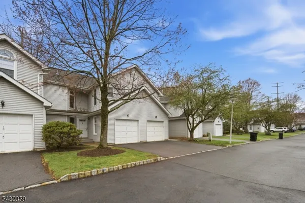 $599,000 | 14 Arthurs Court, Berkeley Heights, NJ 07922