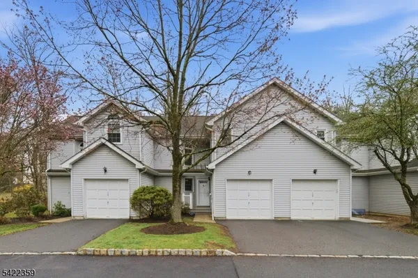 $599,000 | 14 Arthurs Court, Berkeley Heights, NJ 07922