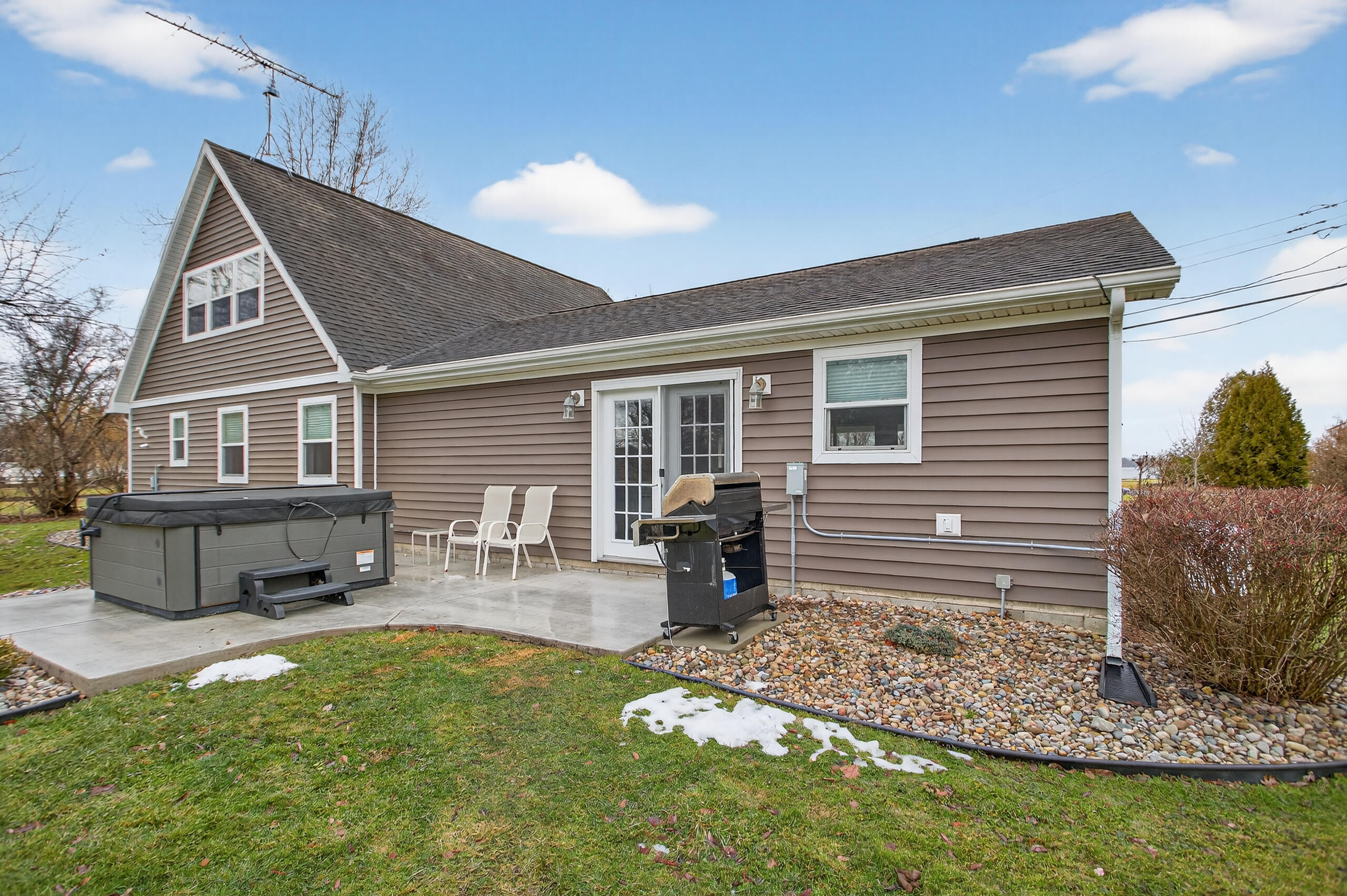 1047 Wamplers Lake Road Brooklyn, MI 49230 - Photo 5 of 69 0N0A6839