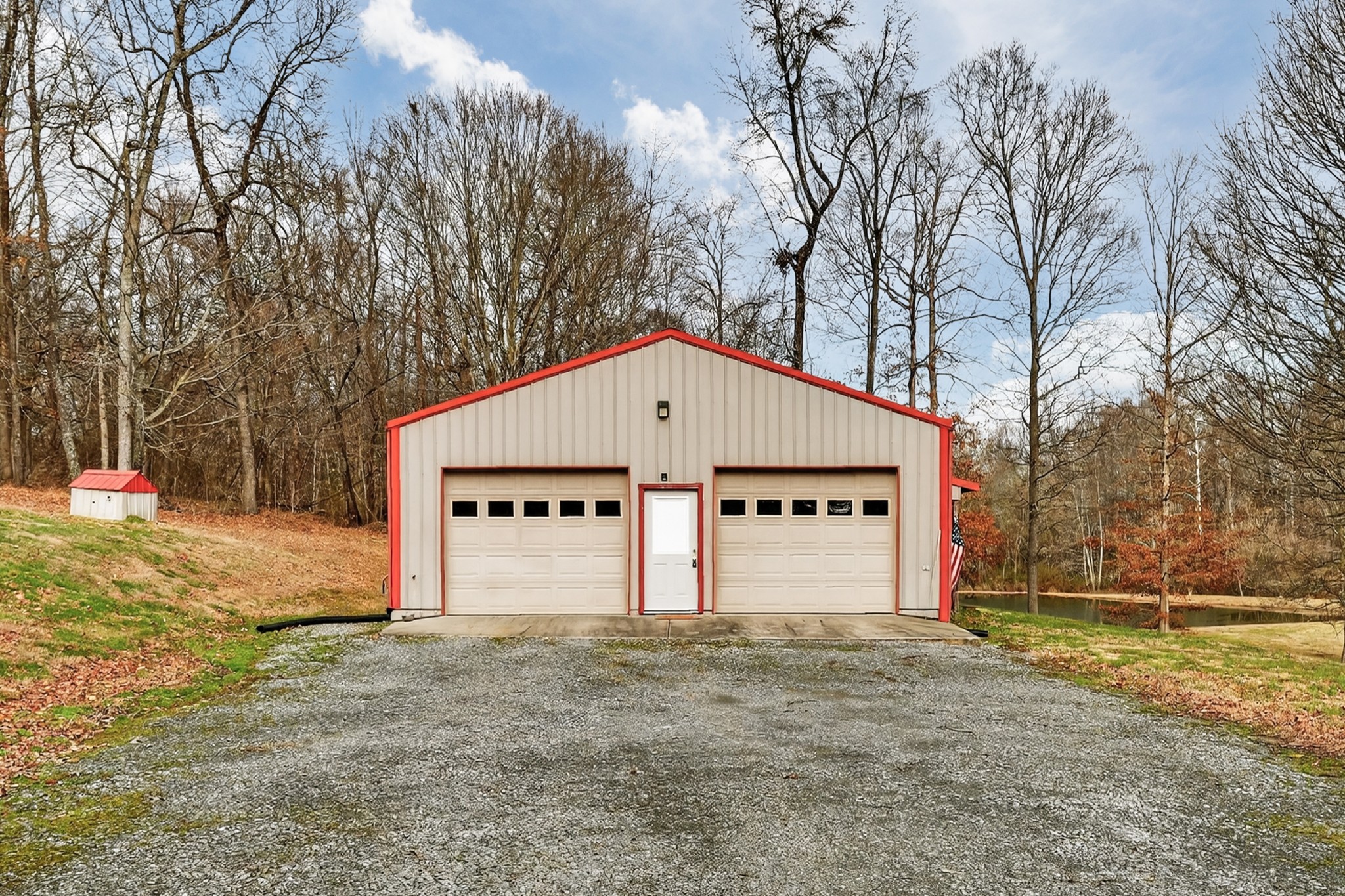 31 Frame Lane Kelso, TN 37348 - Photo 4 of 27 a front view of a house with a yard
