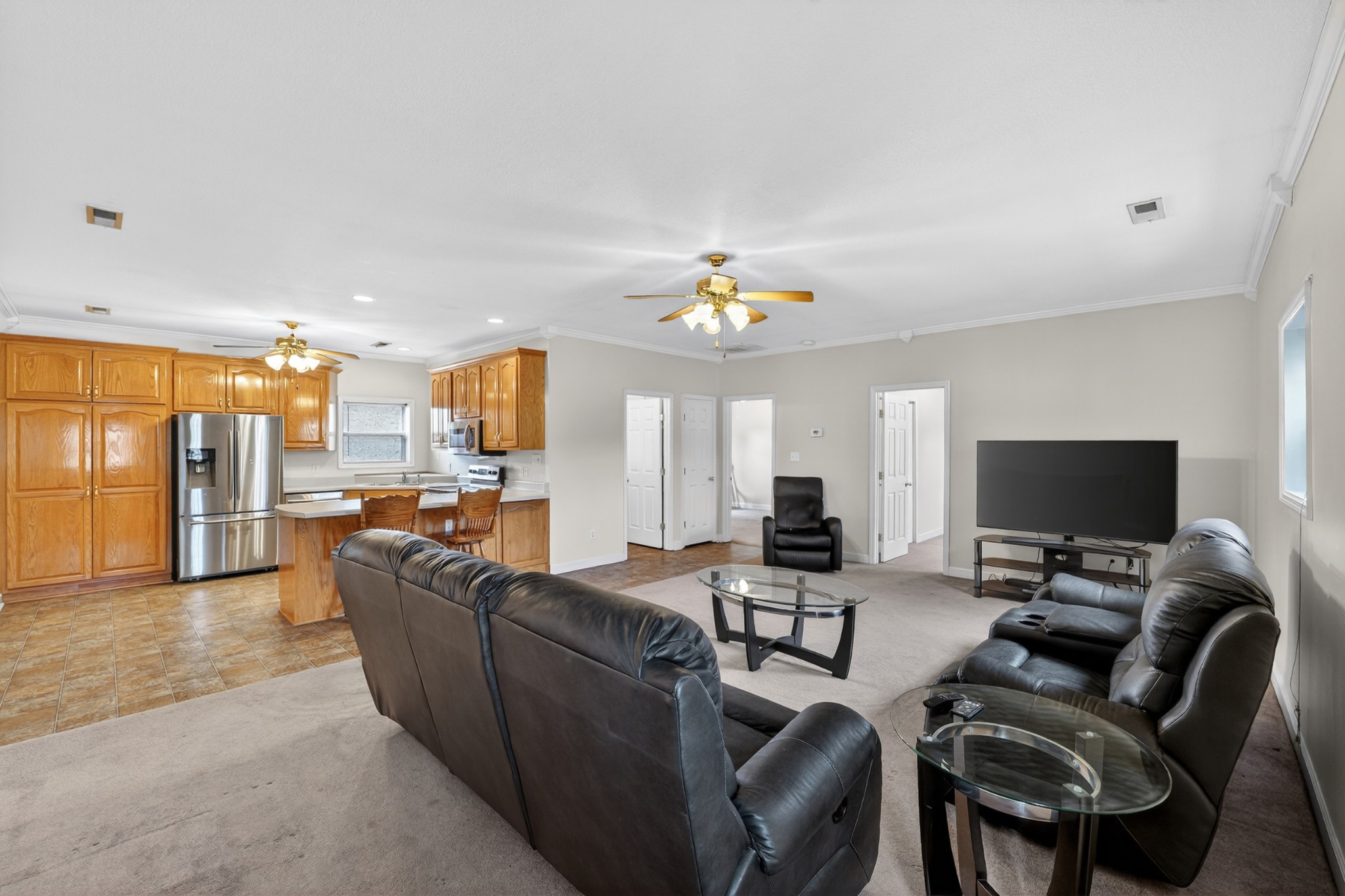 31 Frame Lane Kelso, TN 37348 - Photo 5 of 27 a living room with furniture and a flat screen tv
