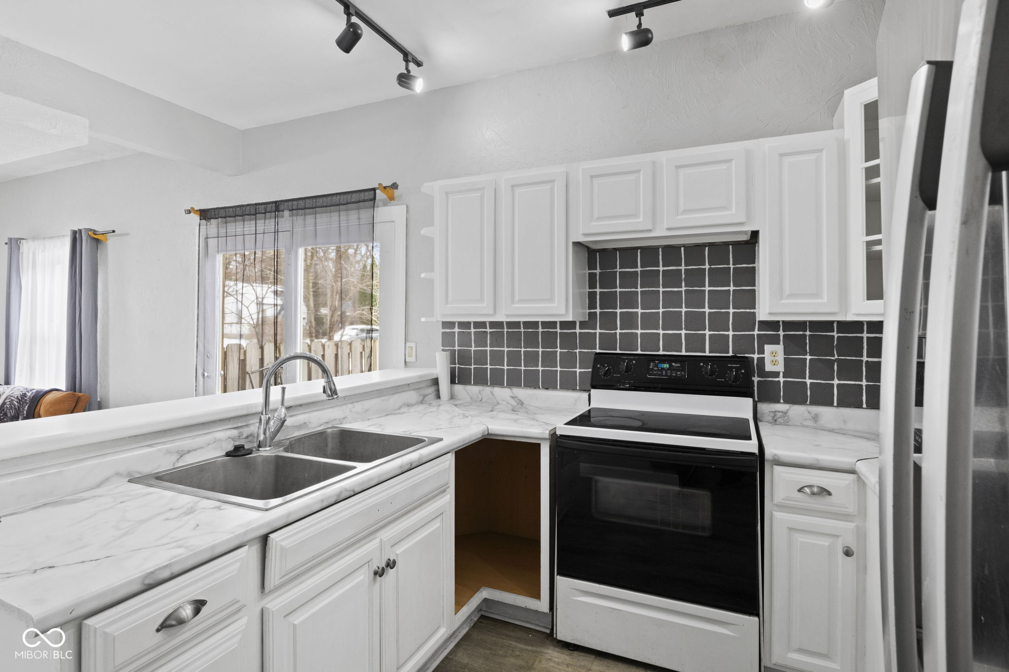 1007 Chestnut Street Anderson, IN 46012 - Photo 11 of 41