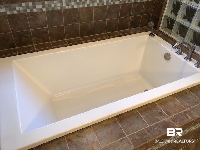 509 Church Avenue Daphne, AL 36526 - Photo 13 of 28 Master Bathroom
