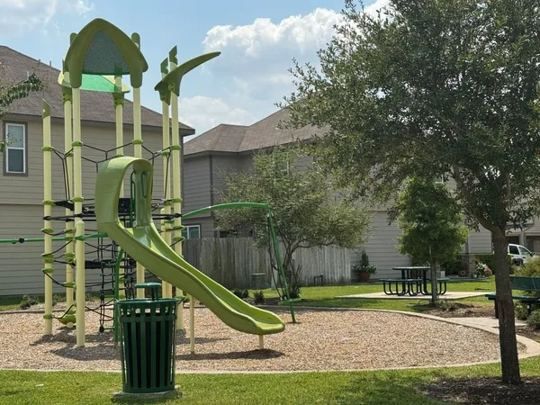 $1,820 | 18547 Queesborough Creek Road, Katy, TX 77449