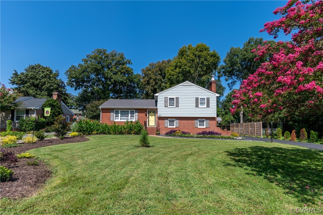 904 Bonita Road Richmond, VA 23227 - Photo 3 of 42 Gallery Image 3