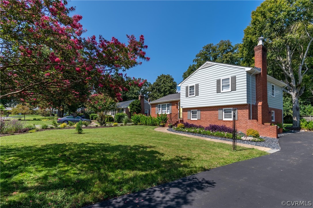 904 Bonita Road Richmond, VA 23227 - Photo 4 of 42 Gallery Image 4