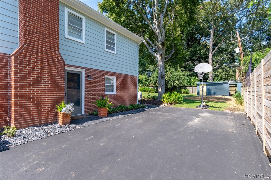 904 Bonita Road Richmond, VA 23227 - Photo 7 of 42 Gallery Image 7