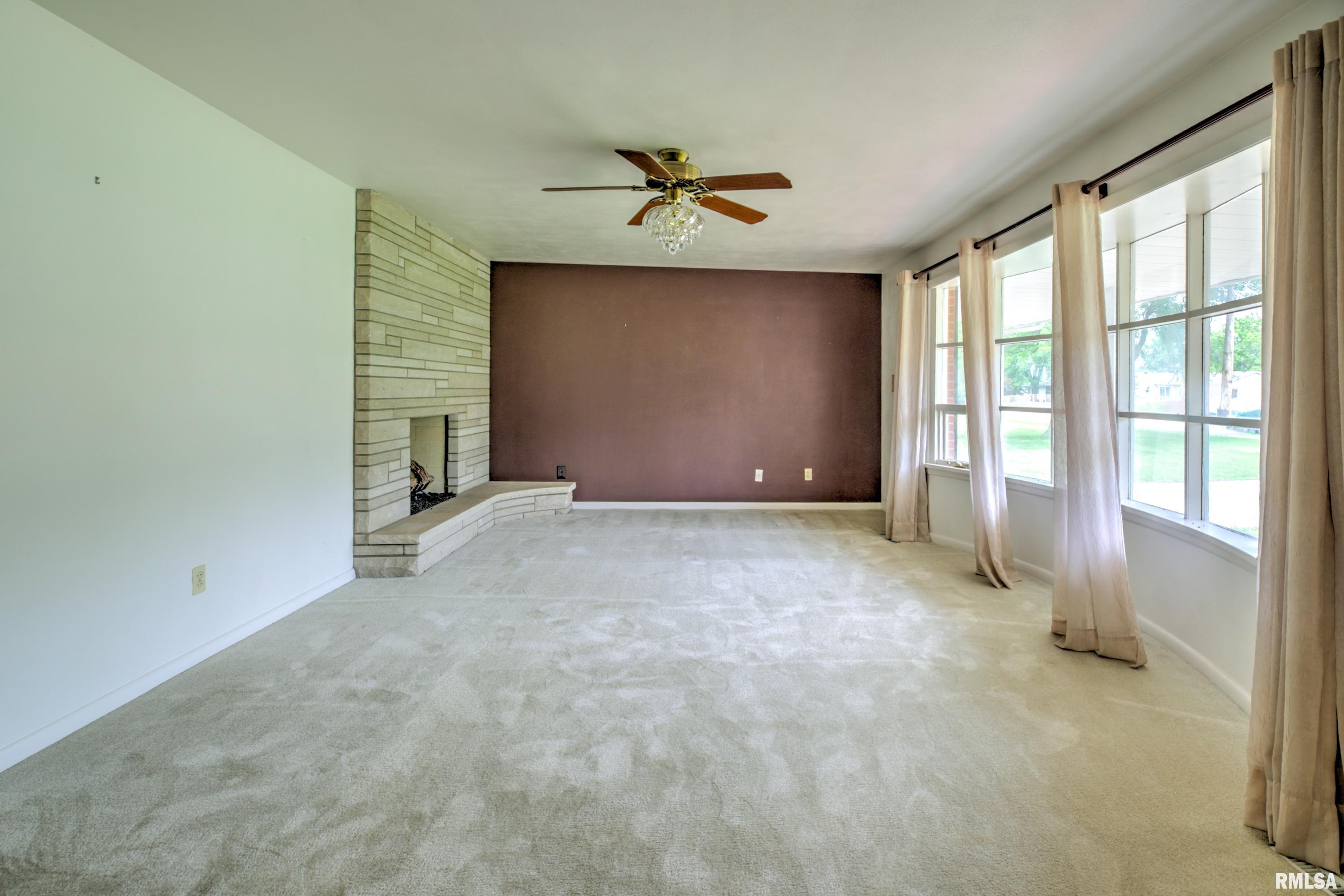6415 North Big Hollow Road Peoria, IL 61615 - Photo 10 of 71