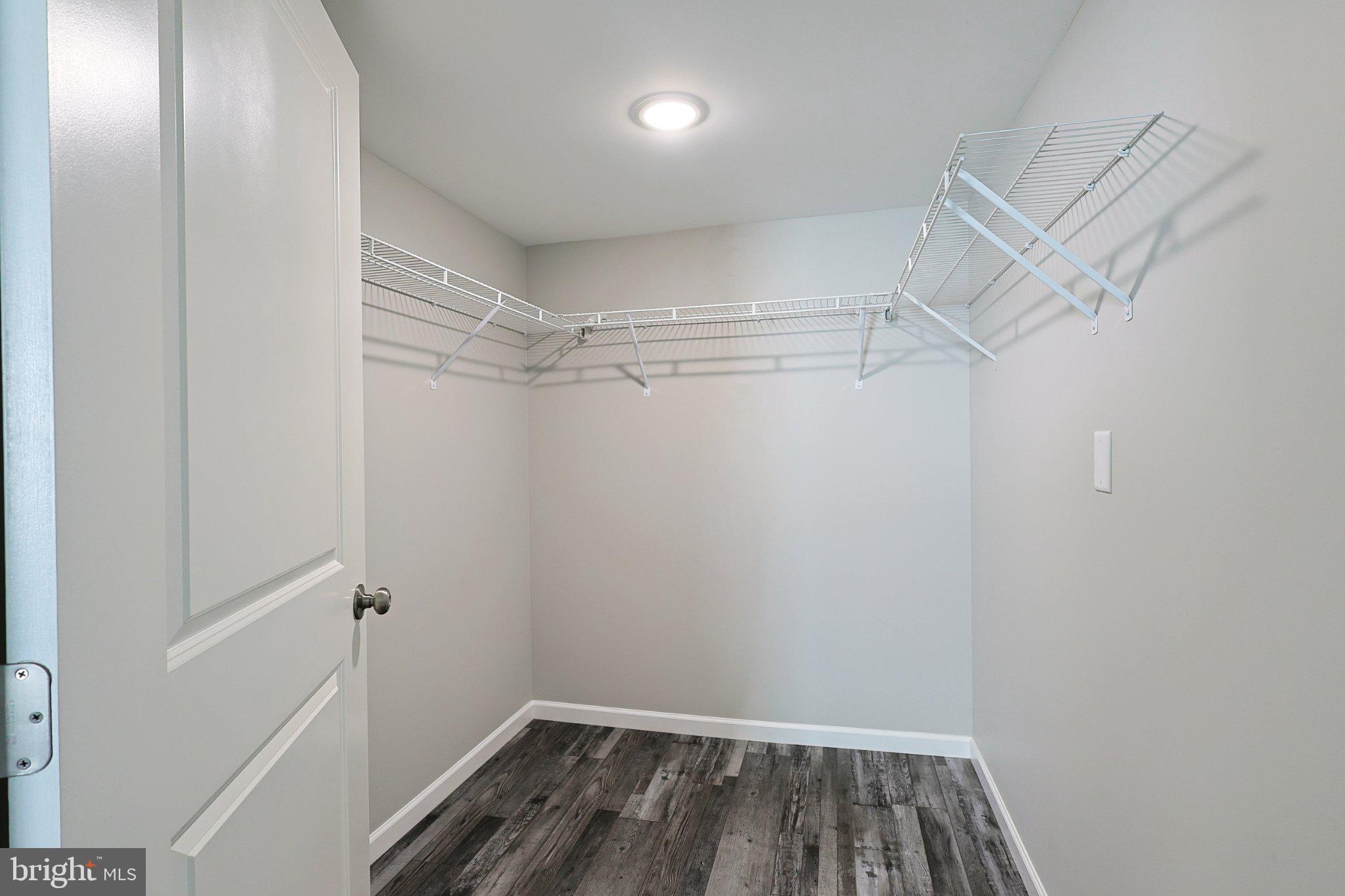 125 Ashland Drive Ridgeley, WV 26753 - Photo 25 of 41 Spacious closet with modern design.