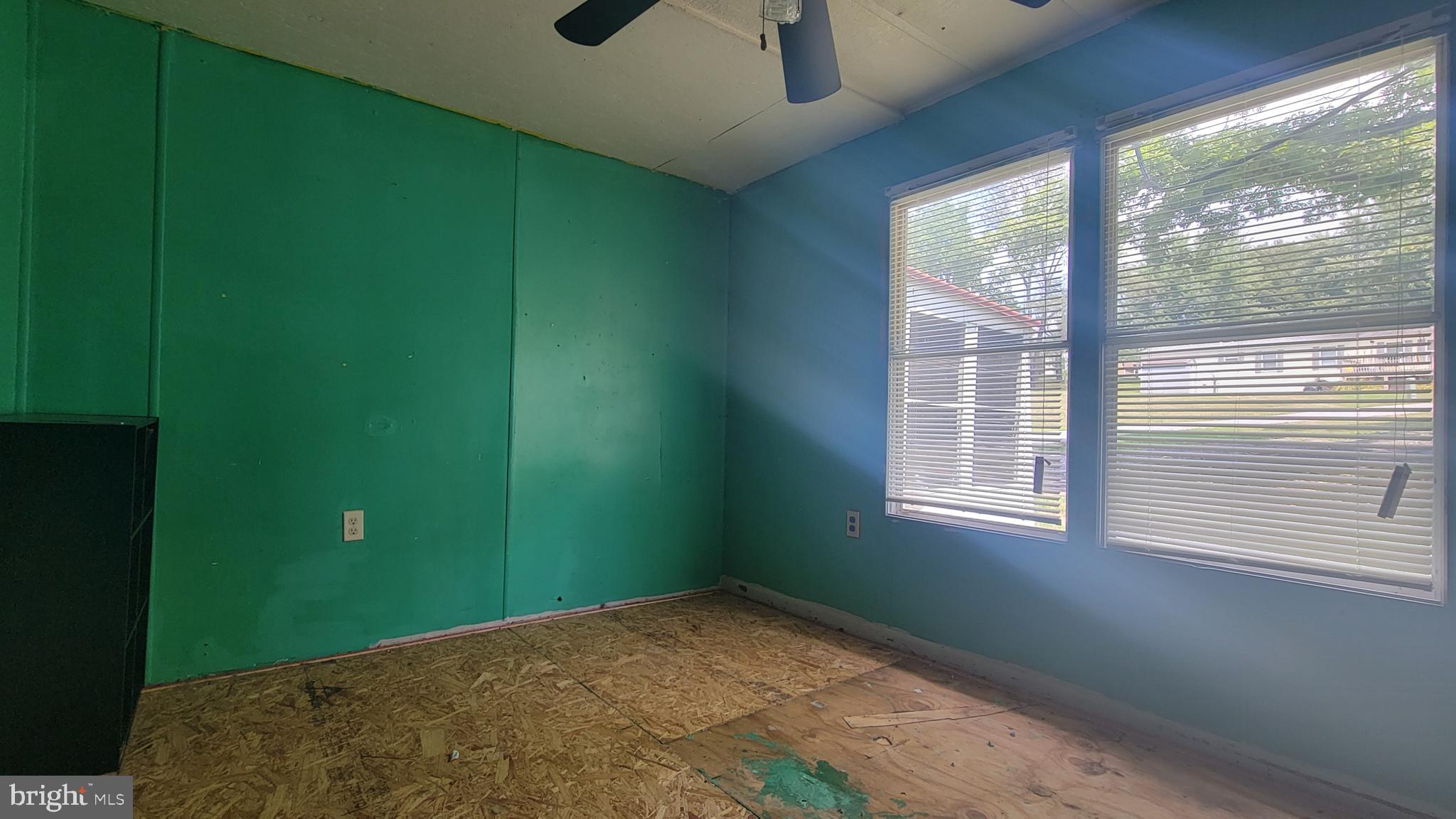 700 Salem Road, Unit 81 Etters, PA 17319 - Photo 19 of 23 Third Bedroom