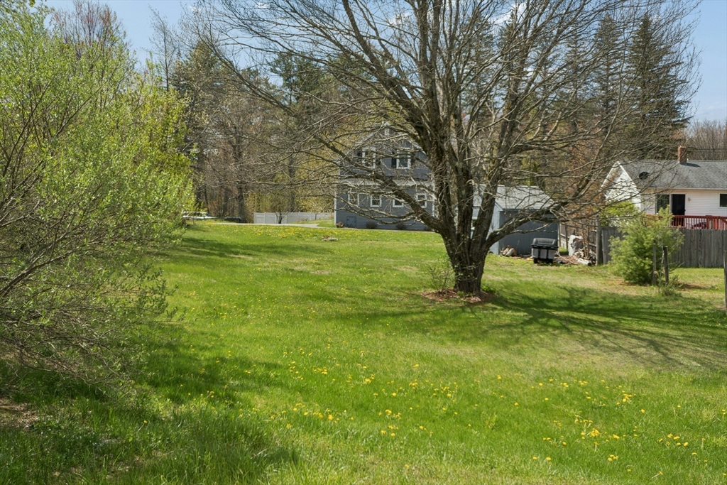 365 Clark Street Gardner, MA 01440 - Photo 36 of 40