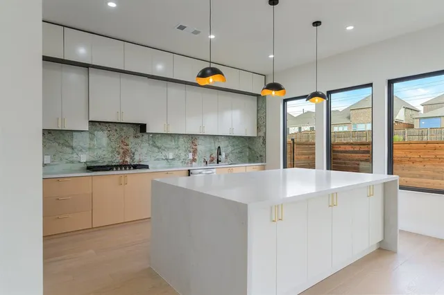 $925,000 | 3447 Umyousef Court, Irving, TX 75038