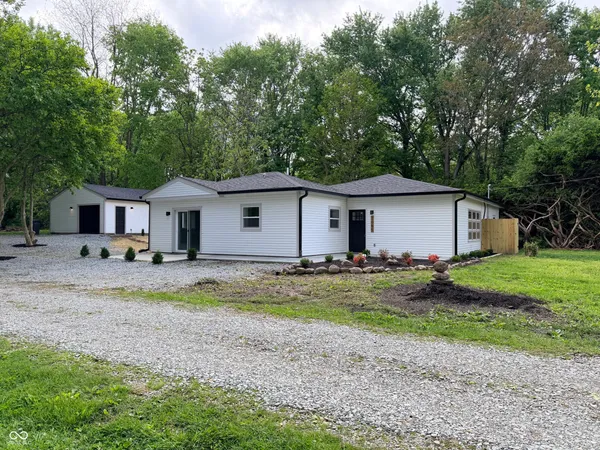 $274,000 | 2085 East Eden Road, Greenfield, IN 46140