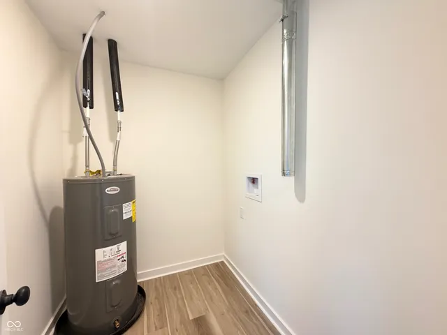 $299,900 | 2085 East Eden Road, Greenfield, IN 46140