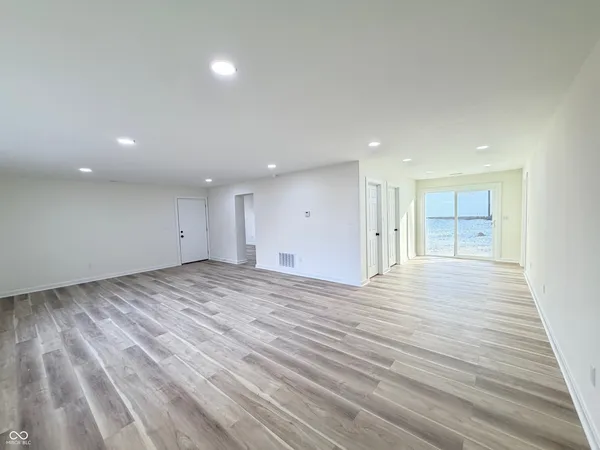 $274,000 | 2085 East Eden Road, Greenfield, IN 46140
