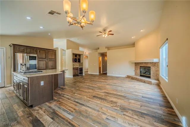 $2,995 | 921 San Bruno Avenue, Henderson, NV 89002