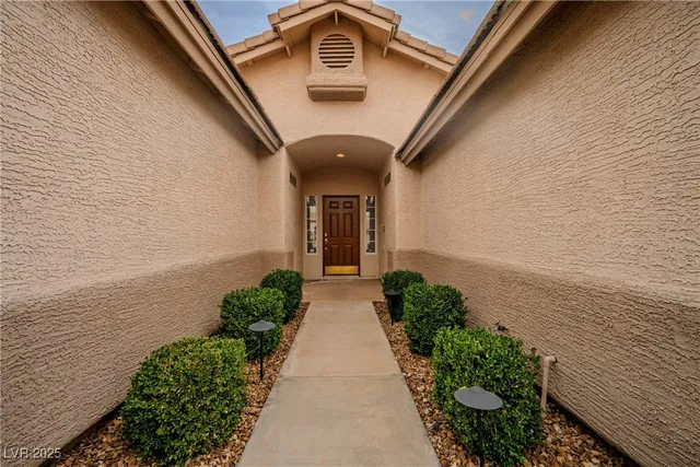 $2,995 | 921 San Bruno Avenue, Henderson, NV 89002